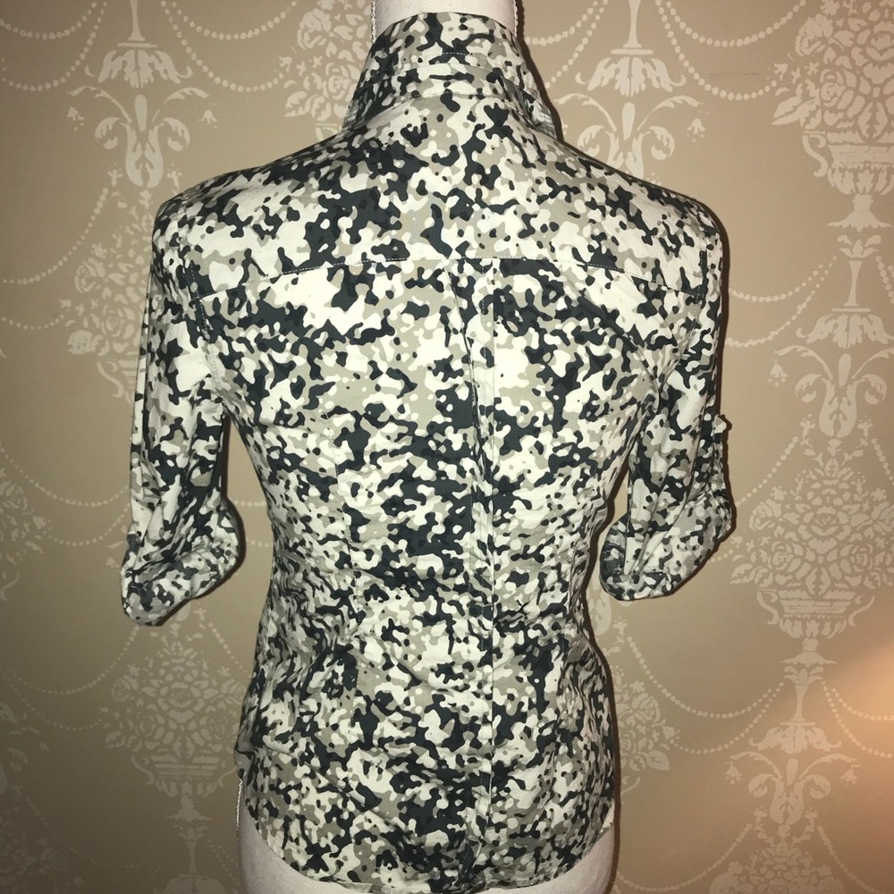 Camo button down top - Picture 4 of 5